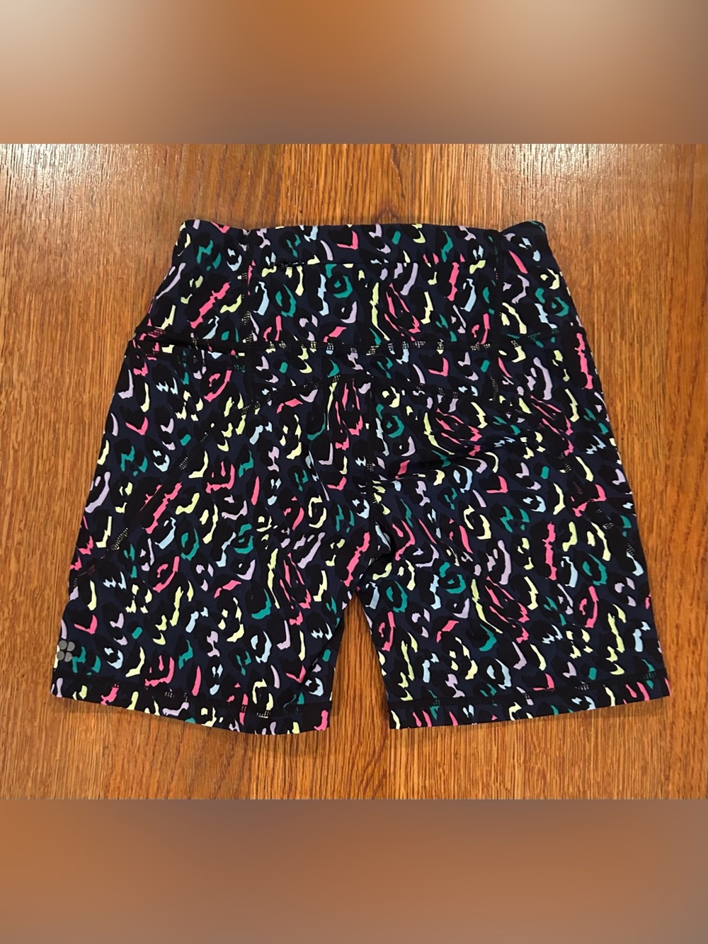 Sweaty Betty Power 9” Biker Shorts - Size XS - Picture 2 of 5